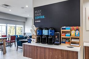 Holiday Inn Express & Suites Jersey City North - Hoboken by IHG