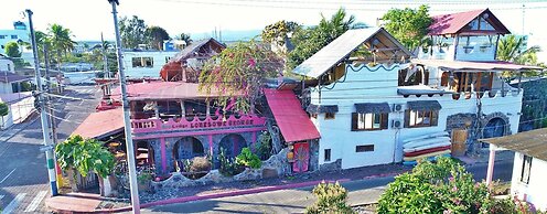 Lonesome George Ecolodge