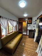 Lonesome George Ecolodge