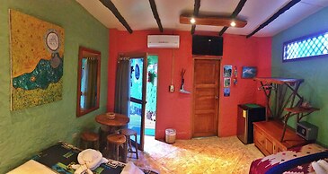 Lonesome George Ecolodge