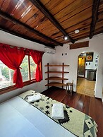 Lonesome George Ecolodge