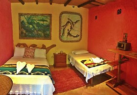 Lonesome George Ecolodge