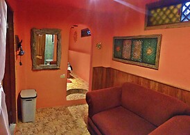 Lonesome George Ecolodge