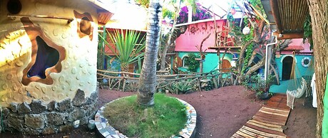 Lonesome George Ecolodge