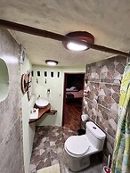 Lonesome George Ecolodge