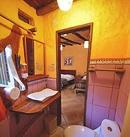 Lonesome George Ecolodge