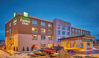 Holiday Inn Express & Suites Hermiston Downtown, an IHG Hotel