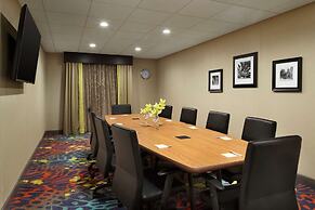 Hampton Inn & Suites St. Louis/Alton