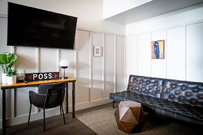 The Chicago Hotel Collection River North