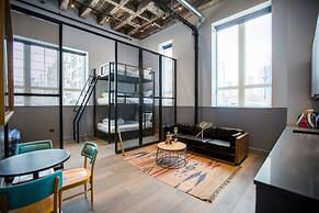 The Chicago Hotel Collection River North