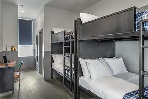 The Chicago Hotel Collection River North