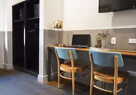 The Chicago Hotel Collection River North