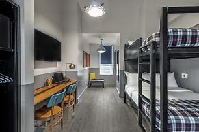 The Chicago Hotel Collection River North