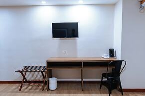 S Hotel and Residences