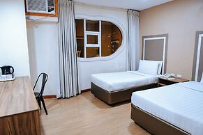 S Hotel and Residences