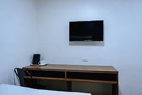 S Hotel and Residences