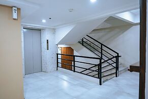 S Hotel and Residences