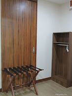 S Hotel and Residences