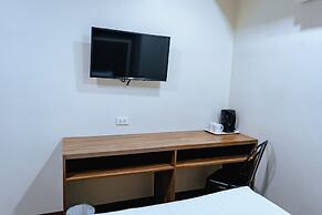 S Hotel and Residences