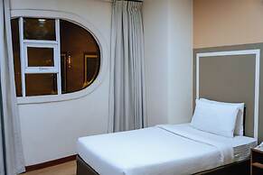 S Hotel and Residences