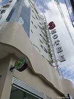 S Hotel and Residences