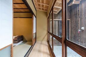 Traditional Kyoto Home Bifuku Roujiya