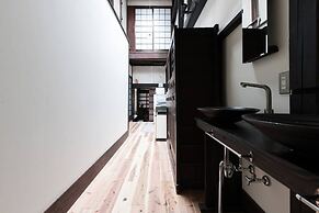 Traditional Kyoto Home Ichiyoraifuku