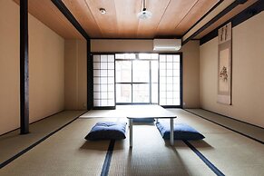 Traditional Kyoto Home Ichiyoraifuku