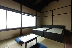 Traditional Kyoto Home Ichiyoraifuku
