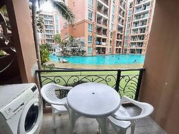 Atlantis Condo Pattaya by Panissara