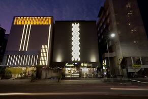 Hotel Sifat International