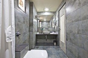 Hotel Sifat International