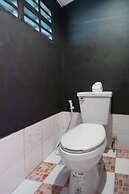 OYO 1163 Eden Hostel