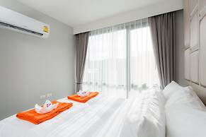 6th Avenue Surin Beach