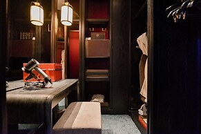 Hangzhou Jiutai Hotel