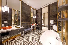 Hangzhou Jiutai Hotel