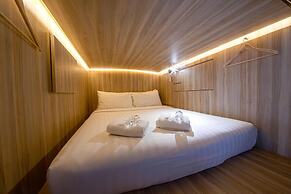 CUBE Boutique Capsule Hotel @ Chinatown