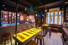 CUBE Boutique Capsule Hotel @ Chinatown