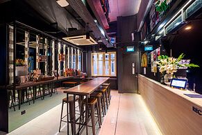 CUBE Boutique Capsule Hotel @ Chinatown