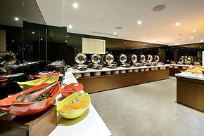 Aeris International Hotel