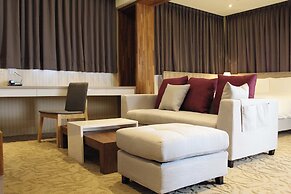 Aeris International Hotel