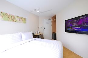 SSBHotel - Shin Sei Bashi