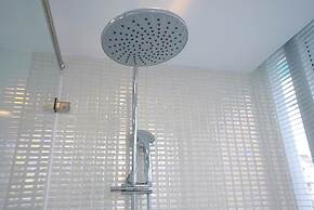 SSBHotel - Shin Sei Bashi