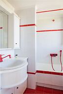 Absolute Villa by Stylish Stays