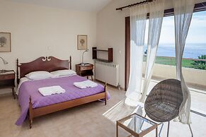 Absolute Villa by Stylish Stays