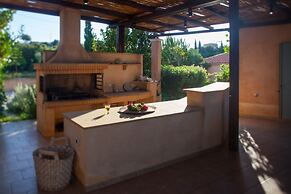 Absolute Villa by Stylish Stays