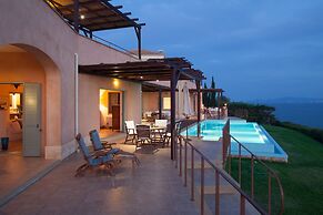 Absolute Villa by Stylish Stays