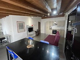 Milano Canal Apartments