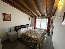 Milano Canal Apartments