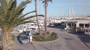 Apartamentos Llavaneras